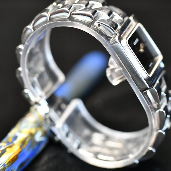 Gucci 3600J 27 mm Men's Watch Black Dial - Picture 3 of 11